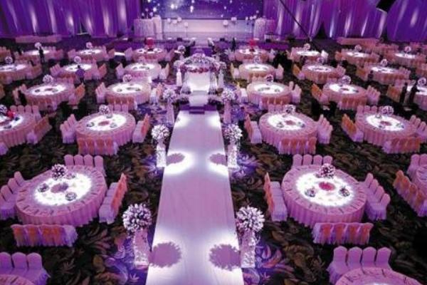 夢見吃宴席是什么意思 夢到很多人吃宴席有什么預兆