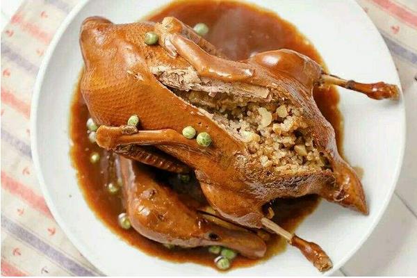 老鴨子燉什么最營養 鴨子燒什么好吃