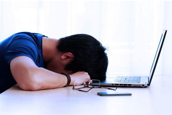 夢見被炒魷魚是什么意思 夢到被辭退有什么預兆