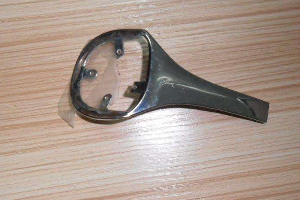 夢見鞋跟斷了是什么意思 女人夢到自己高跟鞋跟斷了有什么預兆