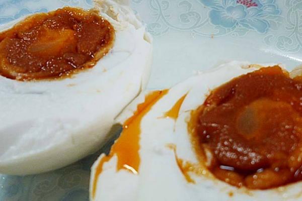 咸鴨蛋保質期有多久 咸鴨蛋哪里最出名