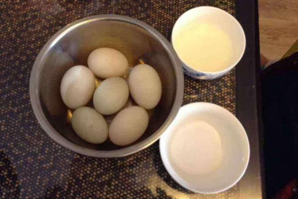 怎么腌咸鴨蛋 快速腌咸鴨蛋的方法