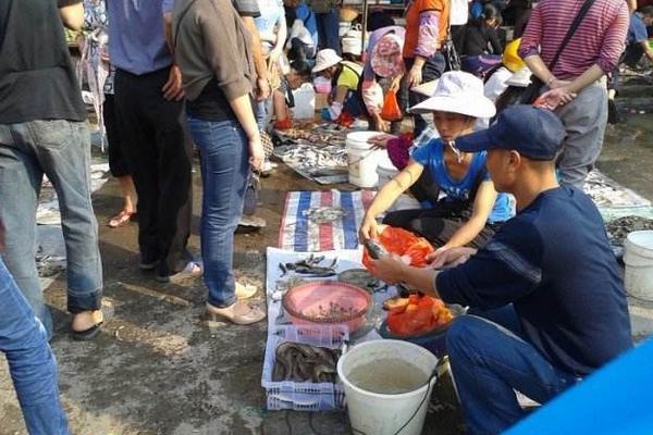 夢見買魚是什么意思 女人夢到去菜市場買魚有什么預兆