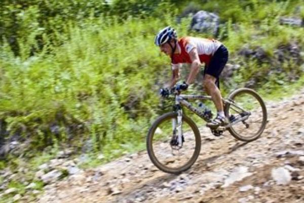 夢見騎自行車是什么意思 女人夢到騎單車回家有什么預兆