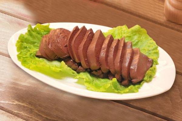 鴨血和豬血哪個好 吃豬血有什么好處