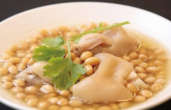 吃豬腳能豐胸嗎 豬腳和什么燉下奶