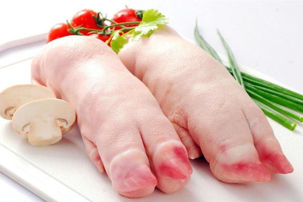 吃豬腳能豐胸嗎 豬腳和什么燉下奶