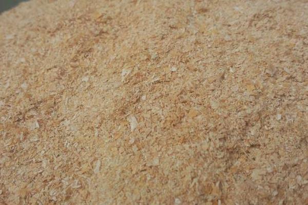 雞飼料怎么配 雞飼料簡(jiǎn)單配方表