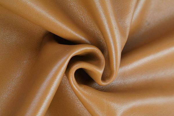 水牛皮和黃牛皮哪個好 怎么分辨黃牛皮和水牛皮