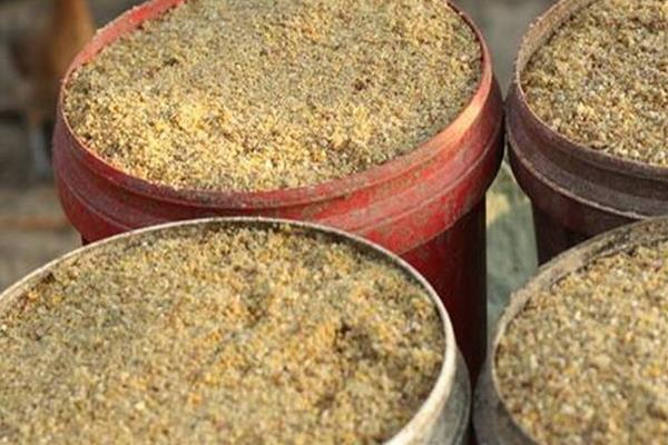 鴨飼料市場價格多少錢一斤(袋)鴨飼料怎么配制