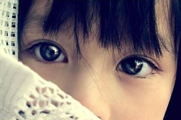 男的右眼跳是什么預兆 右眼跳代表什么