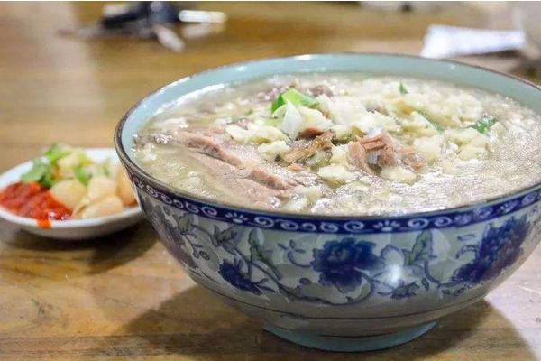 羊肉泡饃怎么做好吃又簡單 羊肉泡饃怎么吃