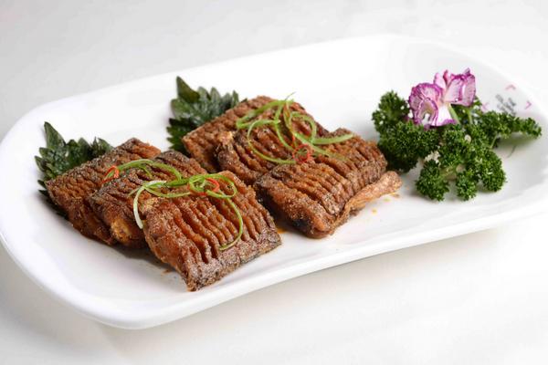 帶魚怎么炸好吃 帶魚不炸直接燉行嗎