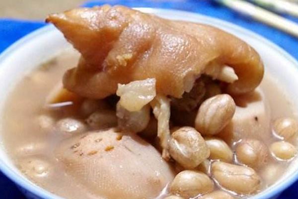 為什么燉豬腳一直不爛 豬腳燉湯有騷味怎么辦