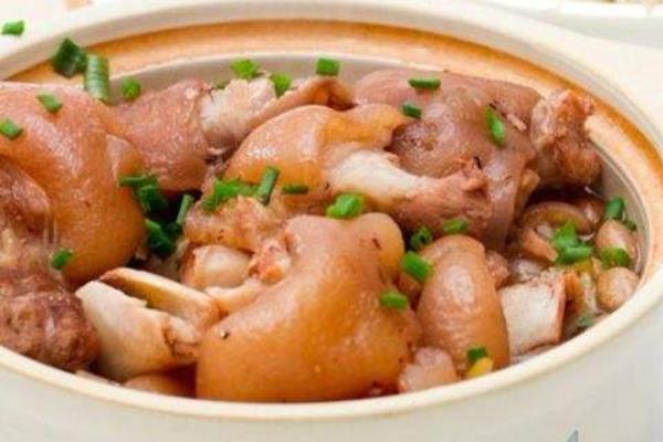 為什么燉豬腳一直不爛 豬腳燉湯有騷味怎么辦