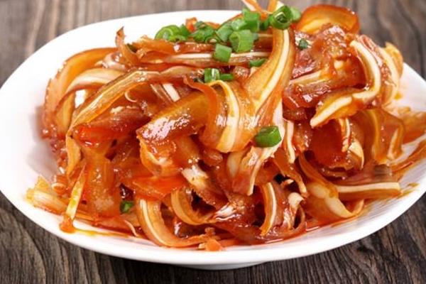 豬耳朵怎么做好吃又簡單 豬耳朵怎么鹵