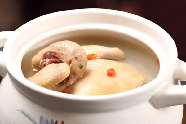 乳鴿湯回奶嗎 哺乳期可以吃乳鴿嗎