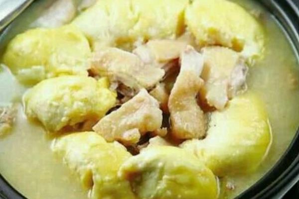 雞肉燉什么最補 雞肉用什么燉最好