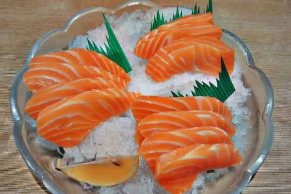 三文魚功效與作用及禁忌 三文魚的營養價值