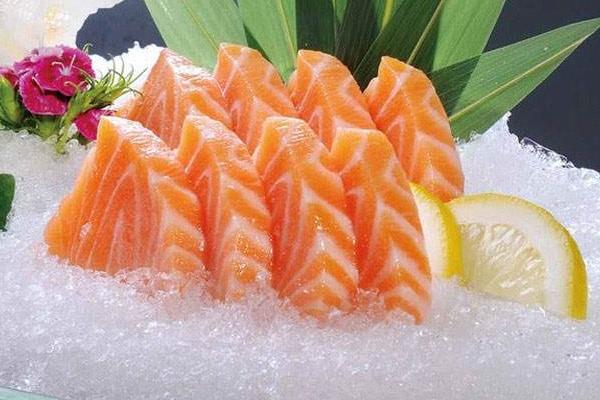 三文魚壽司怎么吃 三文魚生魚片怎么吃