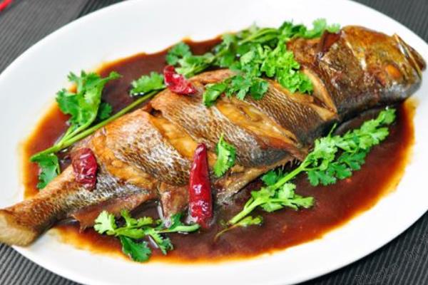 黃花魚(yú)怎么吃 黃花魚(yú)要蒸多久