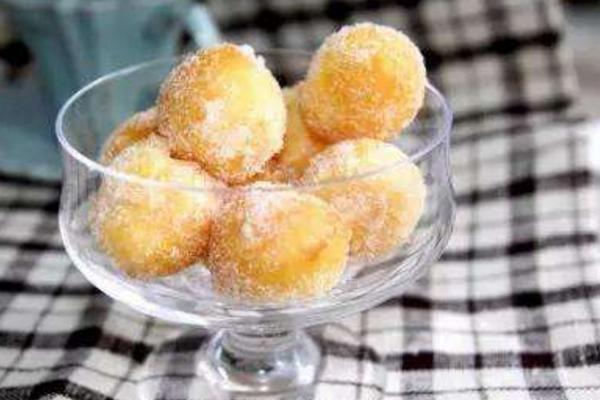 鴕鳥(niǎo)蛋怎么吃 鴕鳥(niǎo)蛋怎么打開(kāi) 鴕鳥(niǎo)蛋好吃嗎