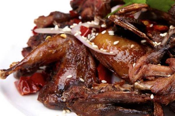 鵪鶉肉的功效及作用及禁忌 鵪鶉肉的營(yíng)養(yǎng)價(jià)值