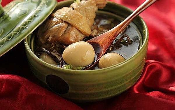 五香鵪鶉蛋怎么做好吃又簡單 五香鵪鶉蛋的做法大全