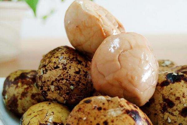 五香鵪鶉蛋怎么做好吃又簡單 五香鵪鶉蛋的做法大全
