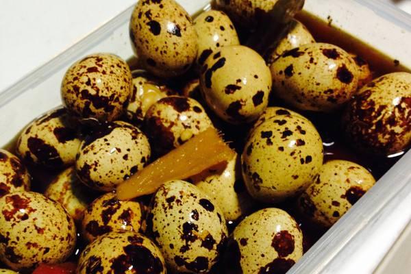 五香鵪鶉蛋怎么做好吃又簡單 五香鵪鶉蛋的做法大全