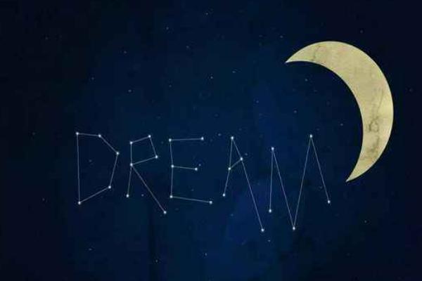 夢(mèng)見(jiàn)草莓是什么意思 女人夢(mèng)見(jiàn)草莓長(zhǎng)在樹(shù)上熟了去摘有什么預(yù)兆