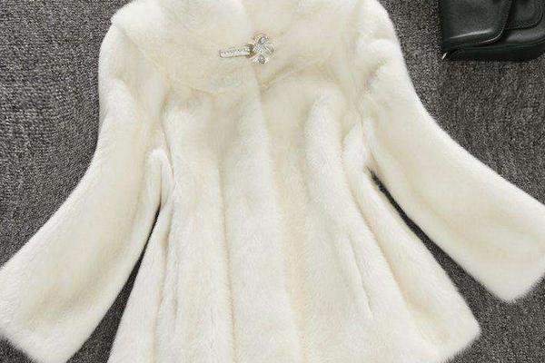 水貂皮草怎么保養清洗 水貂大衣怎么挑選