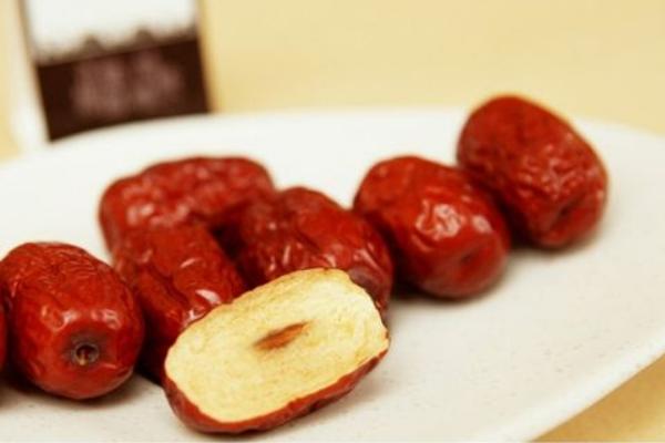 新疆若羌灰棗市場價格多少錢一斤 如何辨別若羌灰棗的真假