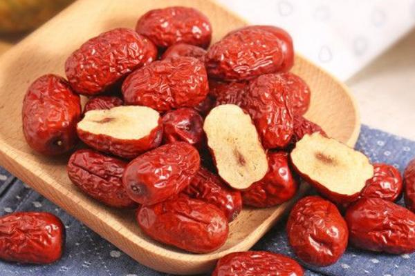 新疆若羌灰棗市場價格多少錢一斤 如何辨別若羌灰棗的真假