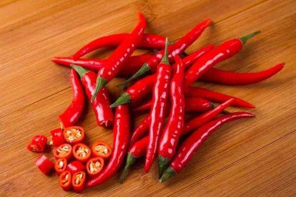 夢見辣椒是什么意思 夢到摘紅辣椒有什么預兆