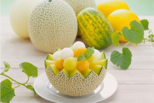 夢見甜瓜是什么意思 女人夢到自己吃甜瓜有什么預兆