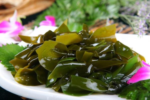 夢見海帶是什么意思 女人夢到吃海帶有什么預兆