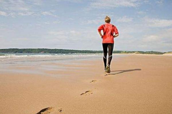 夢見沙灘和大海是什么意思 夢到粉色的沙灘有什么預兆