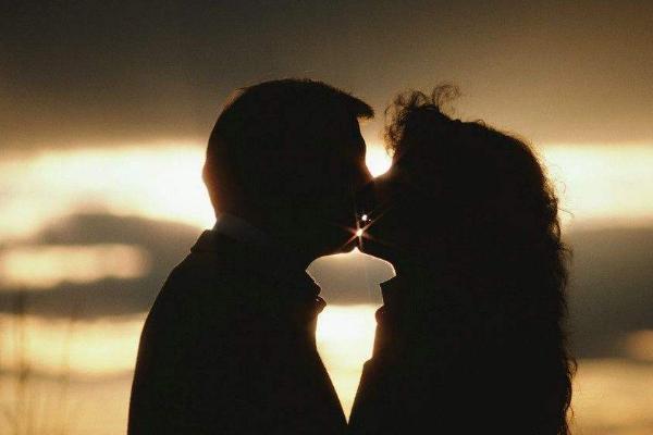 夢(mèng)見找對(duì)象是什么意思 夢(mèng)到別人給我介紹對(duì)象有什么預(yù)兆