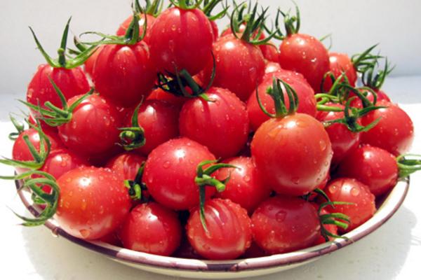 圣女果是熱性水果還是寒性水果 圣女果來例假可以吃嗎