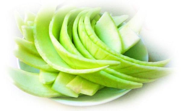 西瓜皮敷臉的功效與作用及禁忌 西瓜皮敷臉需要清洗嗎