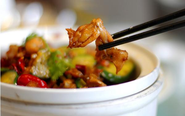 田雞是什么 田雞能吃嗎 田雞市場(chǎng)價(jià)格多少錢一斤