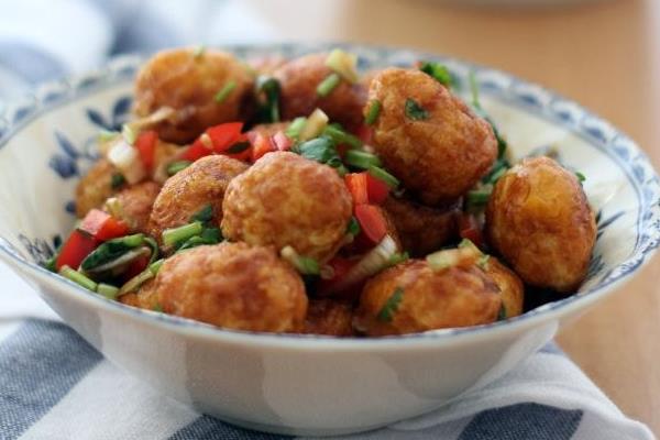 鵪鶉蛋一斤大約多少個 鵪鶉蛋熱量有多少