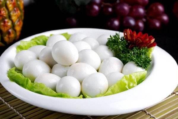 鵪鶉蛋一斤大約多少個 鵪鶉蛋熱量有多少