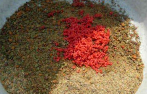 釣鯉魚餌料配方 釣鯉魚用什么餌料最好