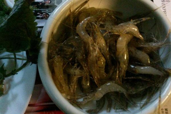 吃小河蝦需要去頭嗎 新鮮的小河蝦怎么保存