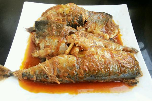 青魚刺多嗎 青魚是海魚嗎