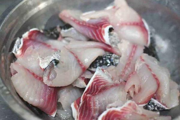 黑魚下奶嗎 黑魚什么人不能吃