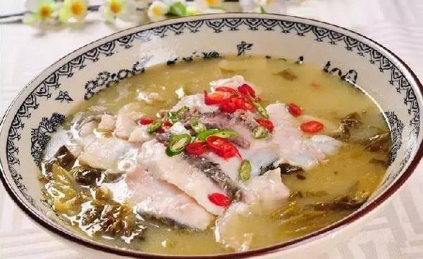 路亞黑魚什么時間最好 路亞黑魚用什么餌最好