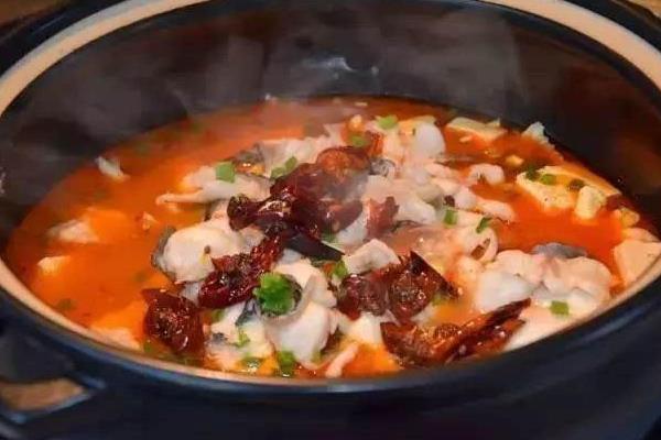 路亞黑魚什么時間最好 路亞黑魚用什么餌最好